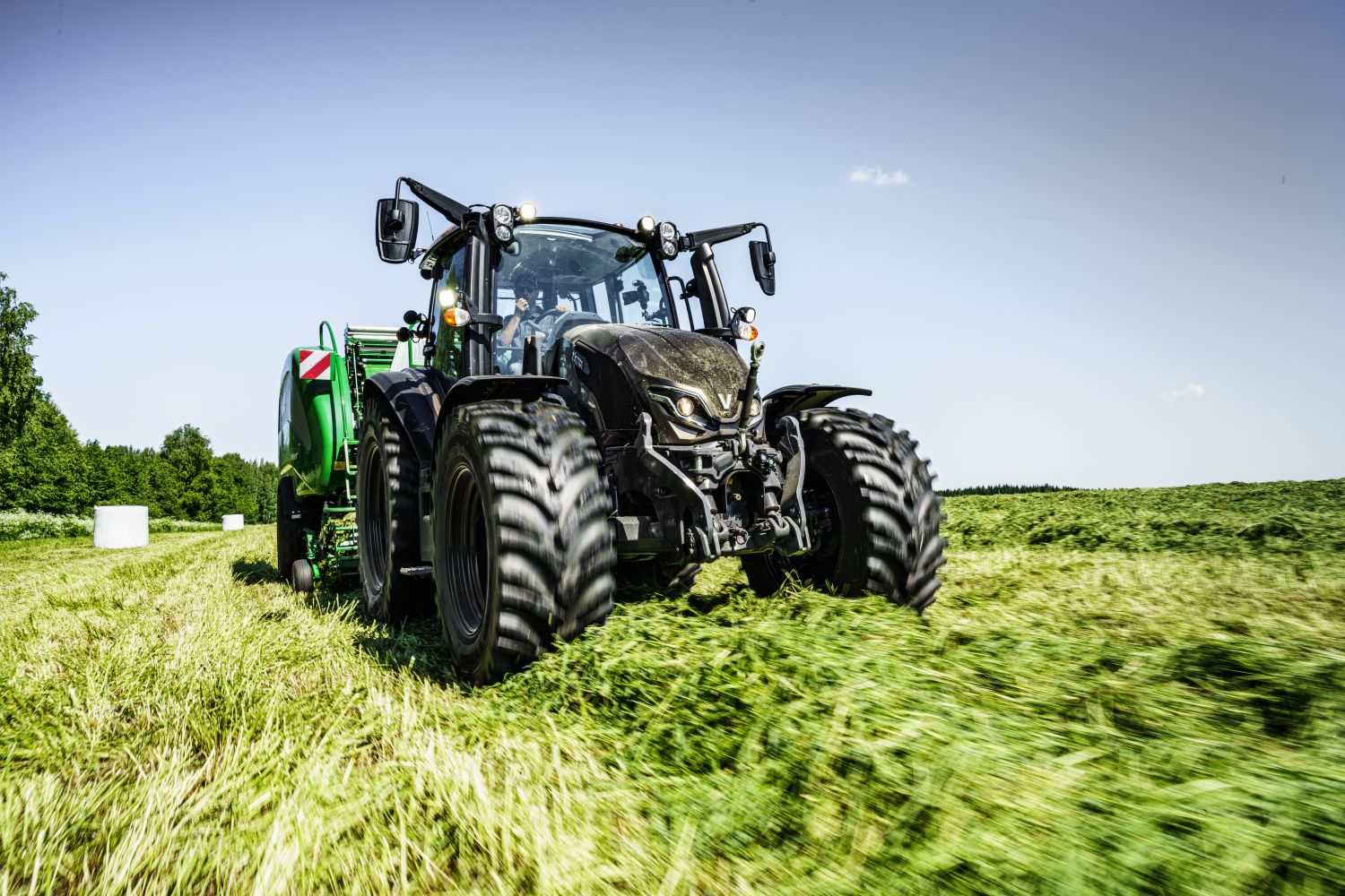 Valtra G105