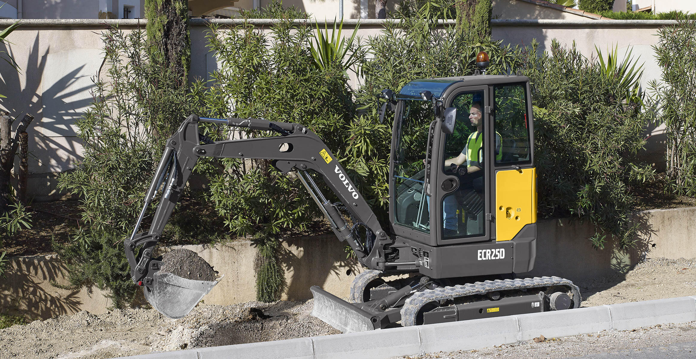 ECR25D