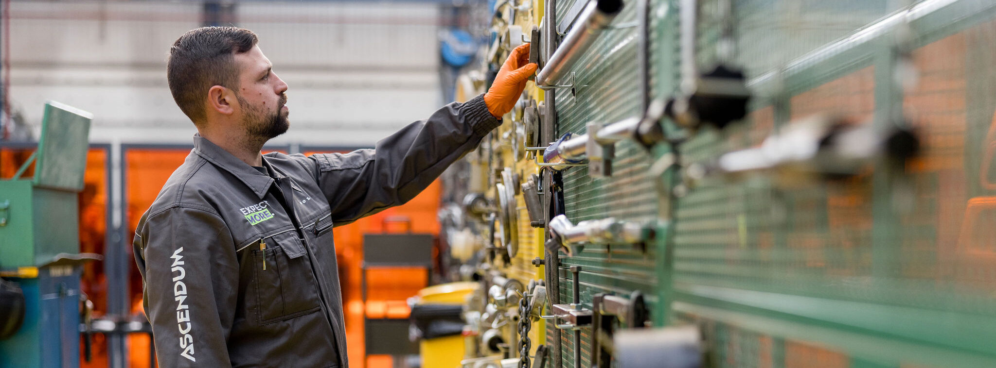 Service Technician (Electromechanics) – Heavy Vehicles